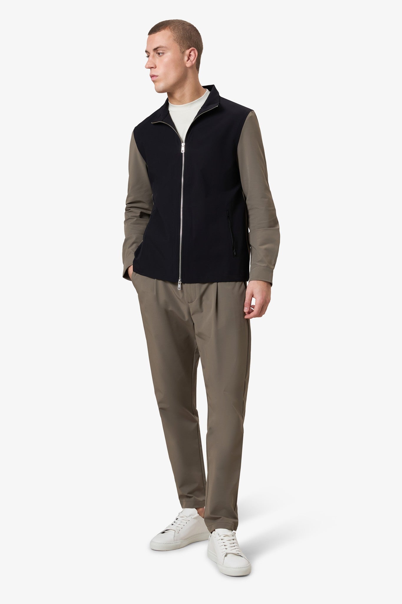 Color Jacket Black / Taupe