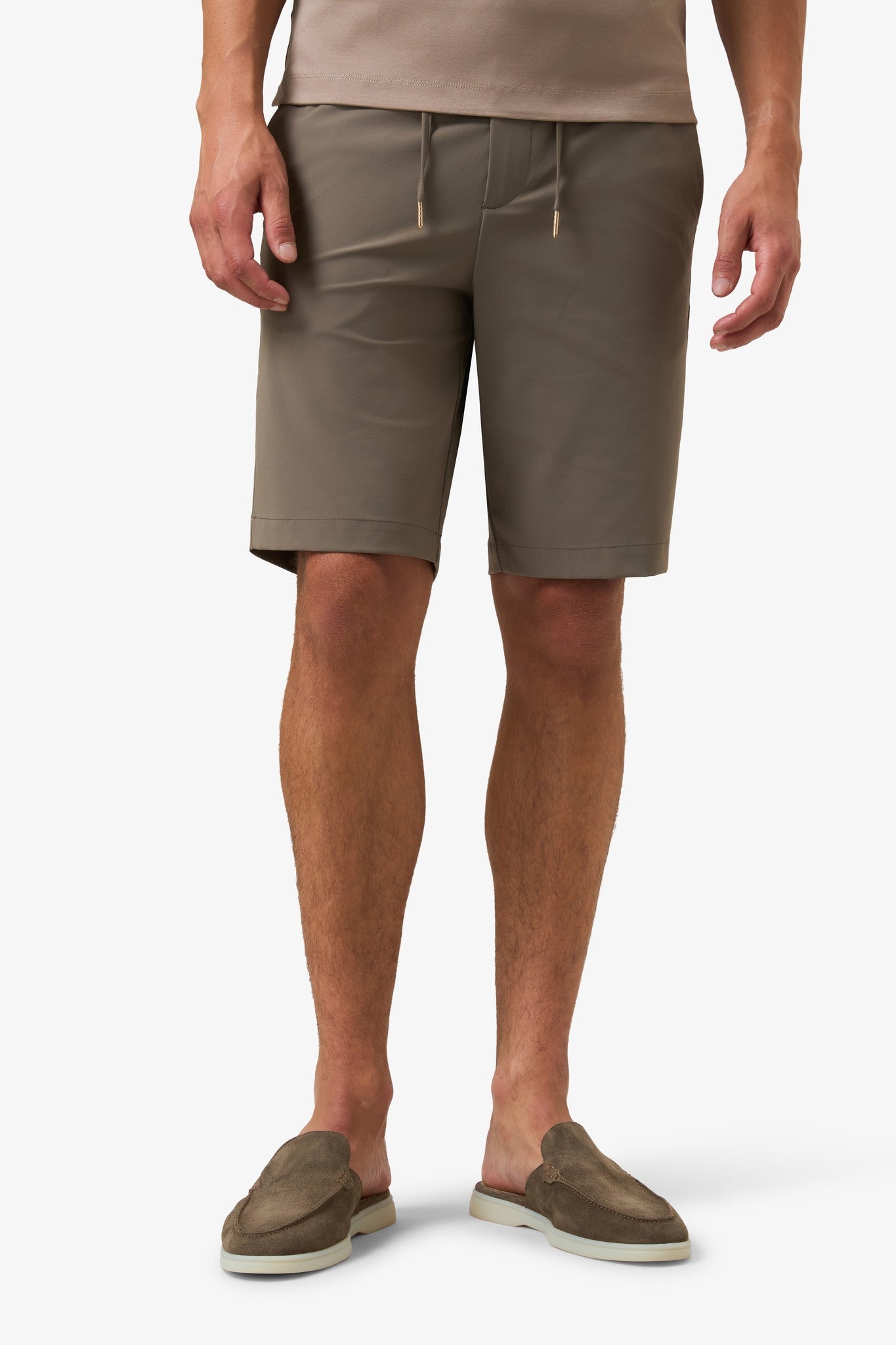 Tech Short Taupe